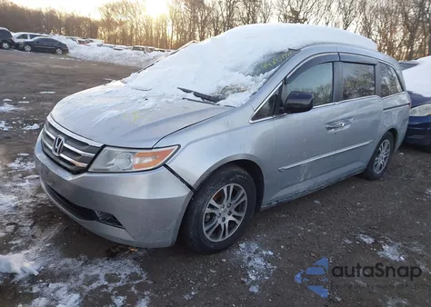2011 Honda Odyssey Ex-L from USA, damaged, VIN 5FNRL5H63BB004228